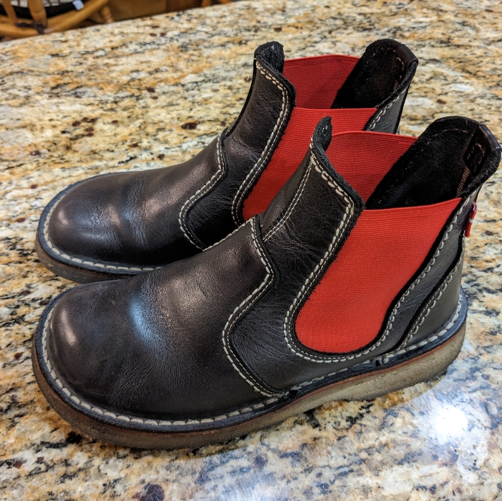 Duckfeet Roskilde Chelsea Boot, Size 39 Slate/Red